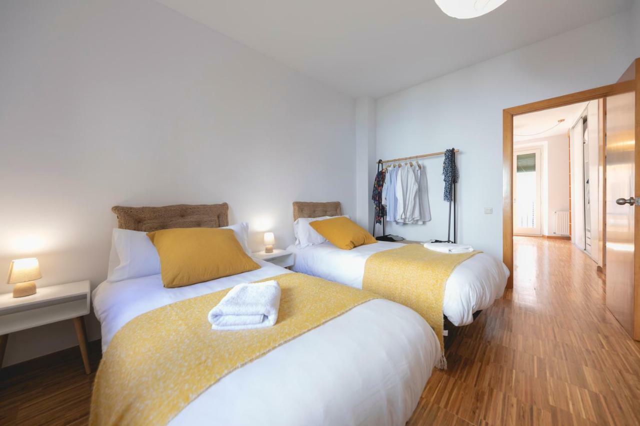 Bravissimo Sunset Apartment Girona Luaran gambar